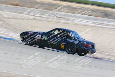 media/May-01-2022-CalClub SCCA (Sun) [[03a481c204]]/Group 5/Race (Offramp)/